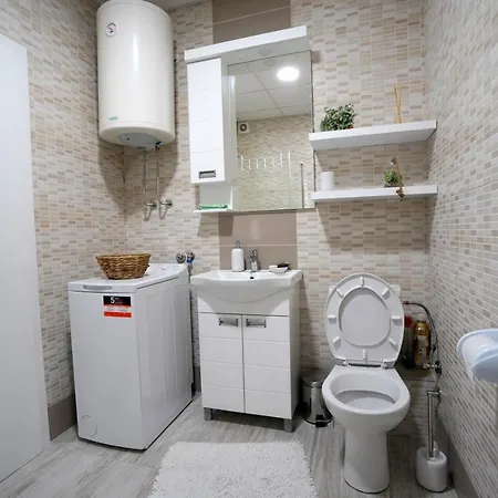 Serbona アパート *